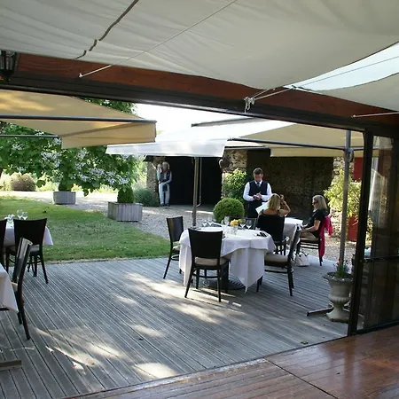 Les Roulottes & Du Moulin *