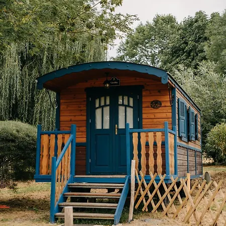 Les Roulottes & Du Moulin * Chenillé-Changé