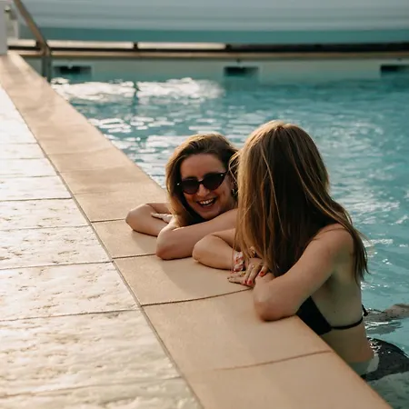 Les Roulottes & Du Moulin *