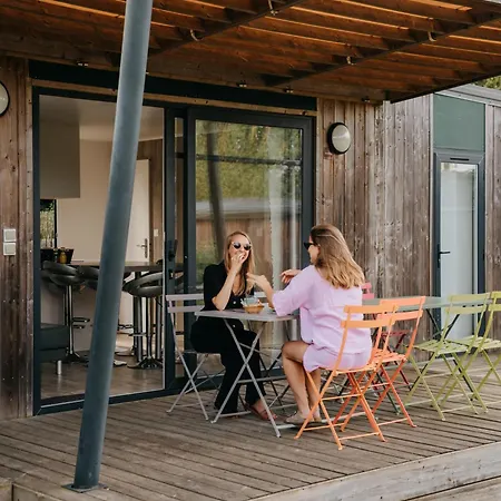 בית נופש Les Roulottes & Du Moulin *