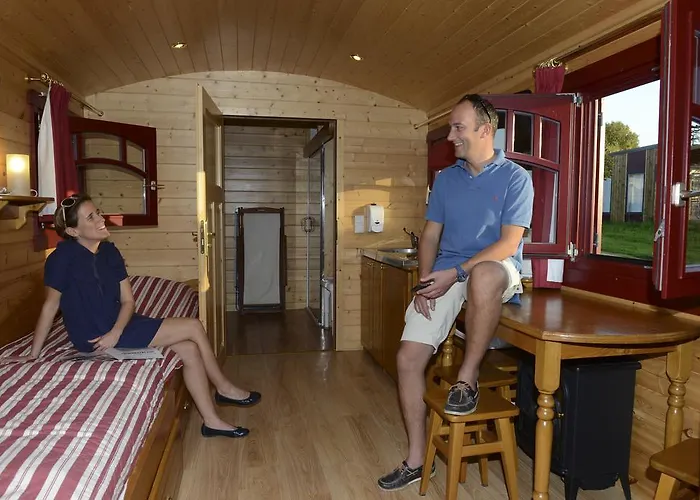 Les Roulottes & Du Moulin * Chenillé-Changé