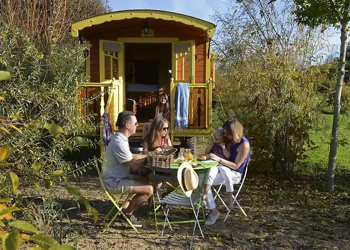 Les Roulottes & Du Moulin *