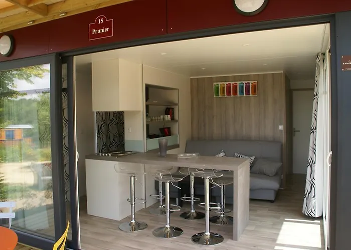 Les Roulottes & Du Moulin 펜션 Chenillé-Changé